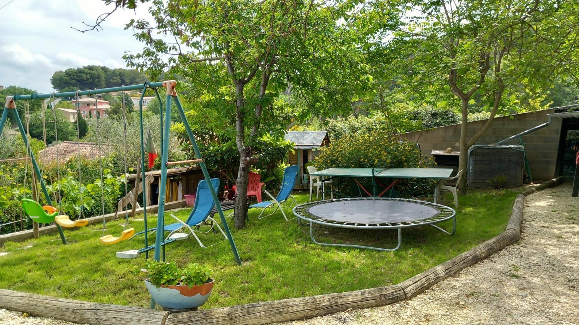La Sapiniere -Chambres Climatisees Buisson ภายนอก รูปภาพ